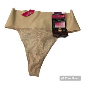 Maidenform thong panties size 2X color is beige